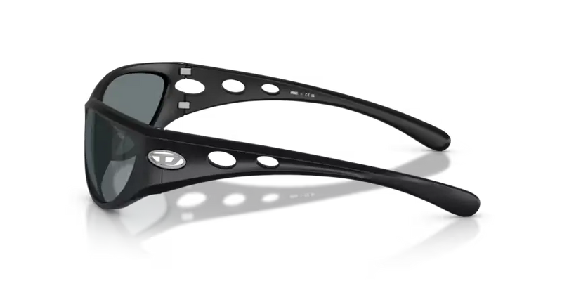 Diesel Sunglasses Cat-Eye Black Frame Mirror Lens DL3004U 20026G