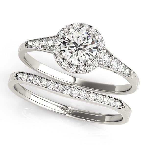 Round Halo Pavé Engagement Ring