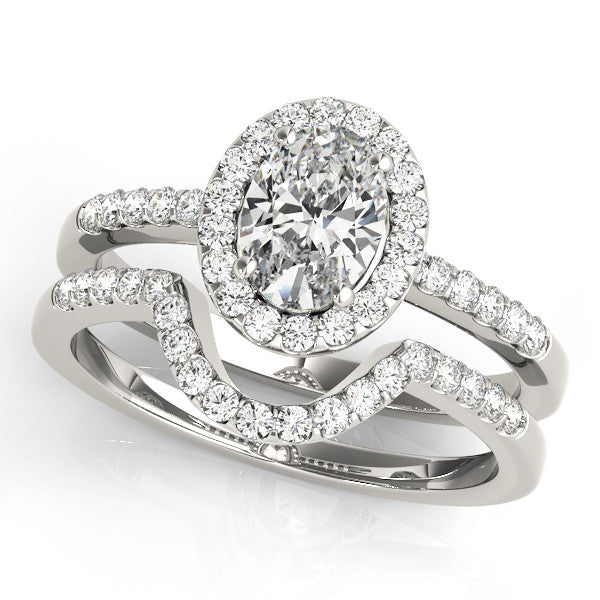 Oval Halo Pavé Engagement Ring