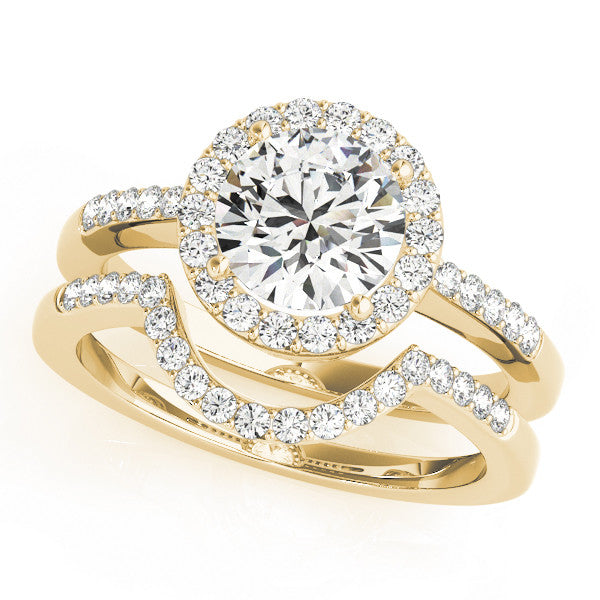 Round Halo Pavé Engagement Ring