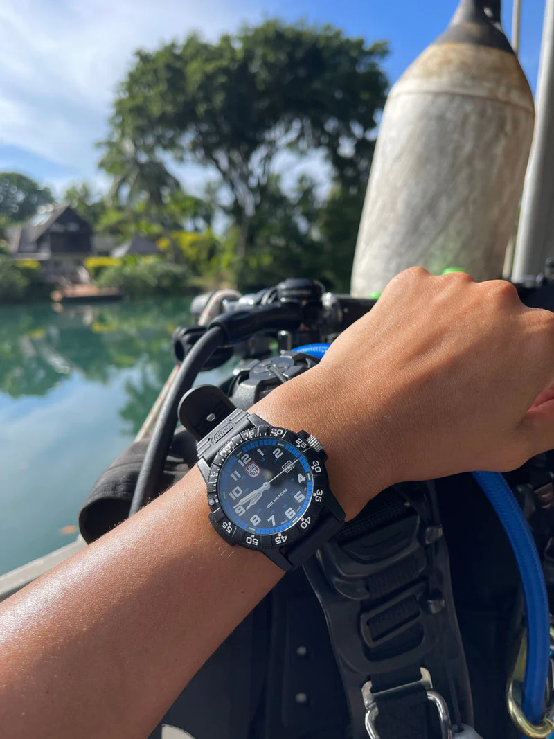 Luminox Leatherback Sea Turtle Men's Black Blue Watch XS.0324