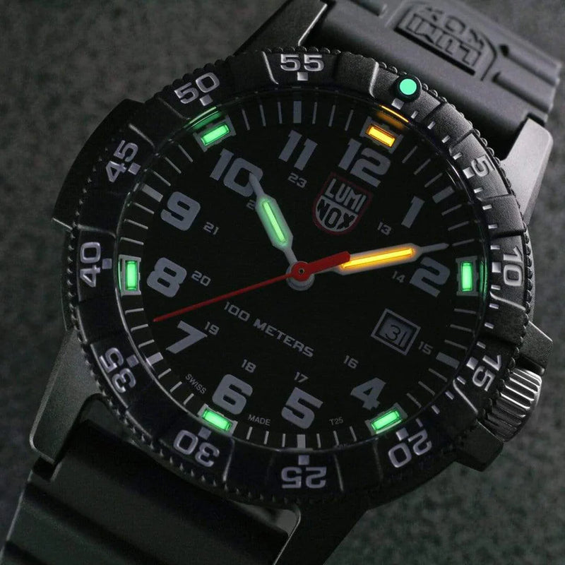Luminox Leatherback Sea Turtle Giant Men's Black Watch XS.0321.L