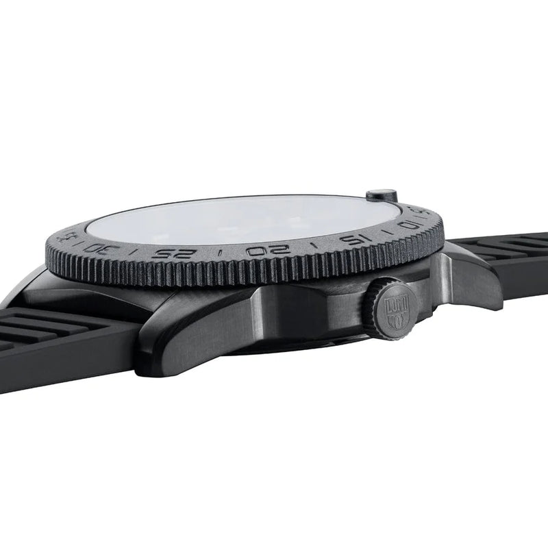 Luminox Pacific Diver Men's Black Green Watch XS.3137.B