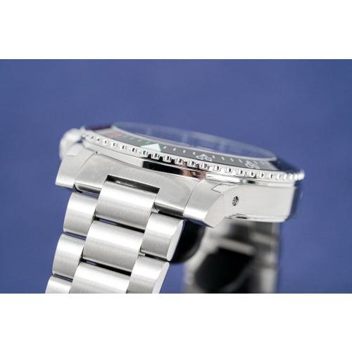 Gucci Men's Watch Dive Black Silver YA136208 - Watches & Crystals