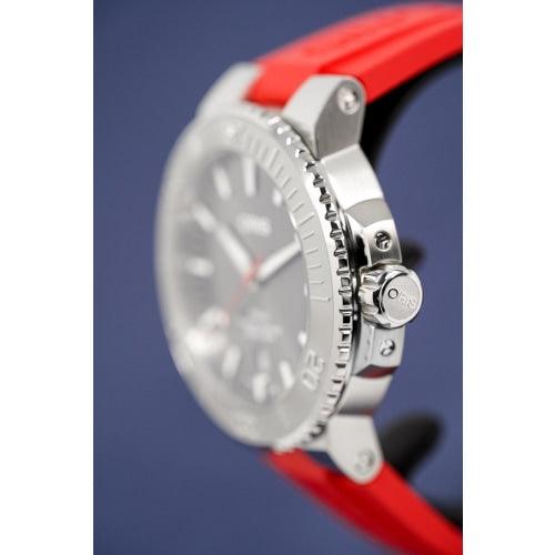 Oris Watch Aquis Date Relief Automatic Red - Watches & Crystals